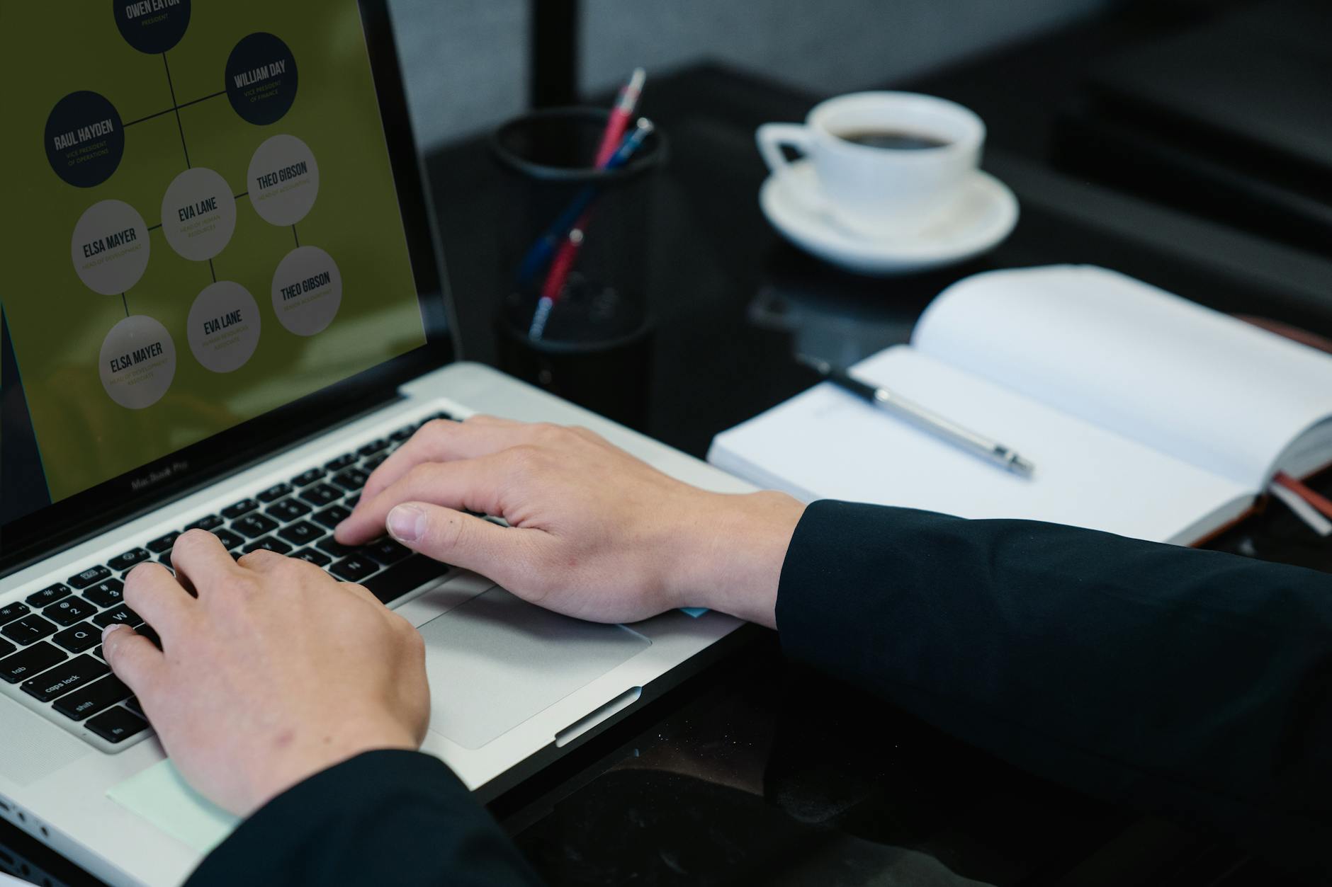 UpClaude Pro Subscription Boosts Business AI Workflows